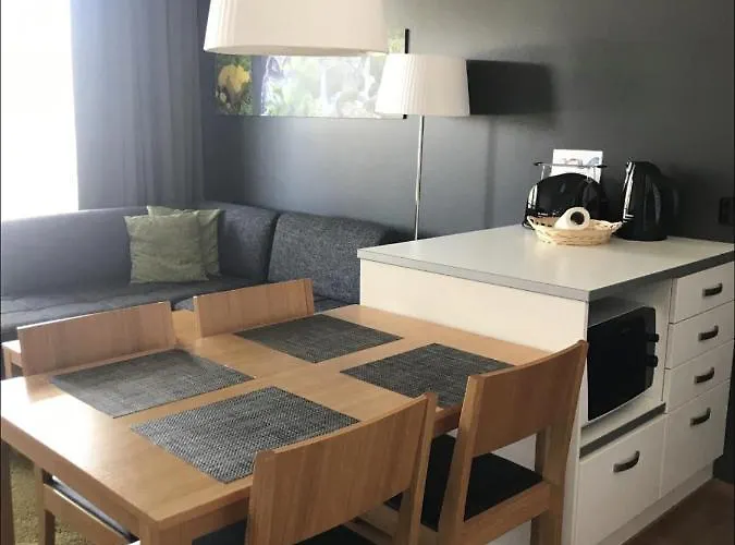 Lomakaksio Vierumaeen Golfkentaen Vieressae